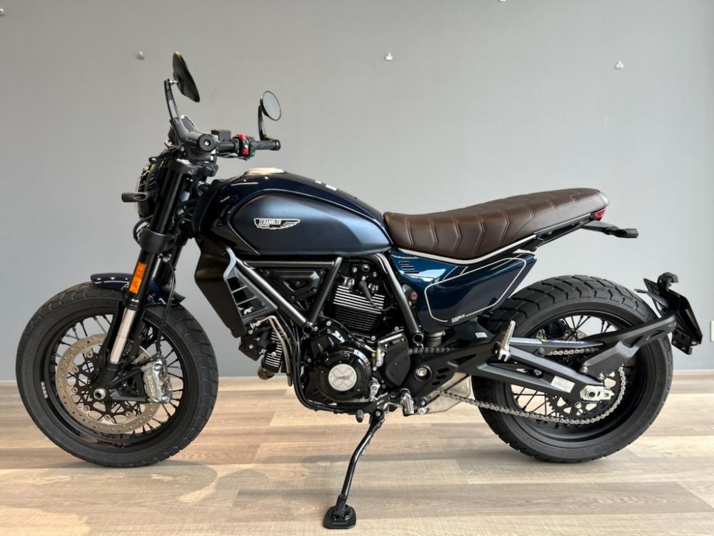 Scrambler Nightshift 即納車両 特別低金利ファイナンスサポートモデル | GOODWOOD PREMIUM MARKET